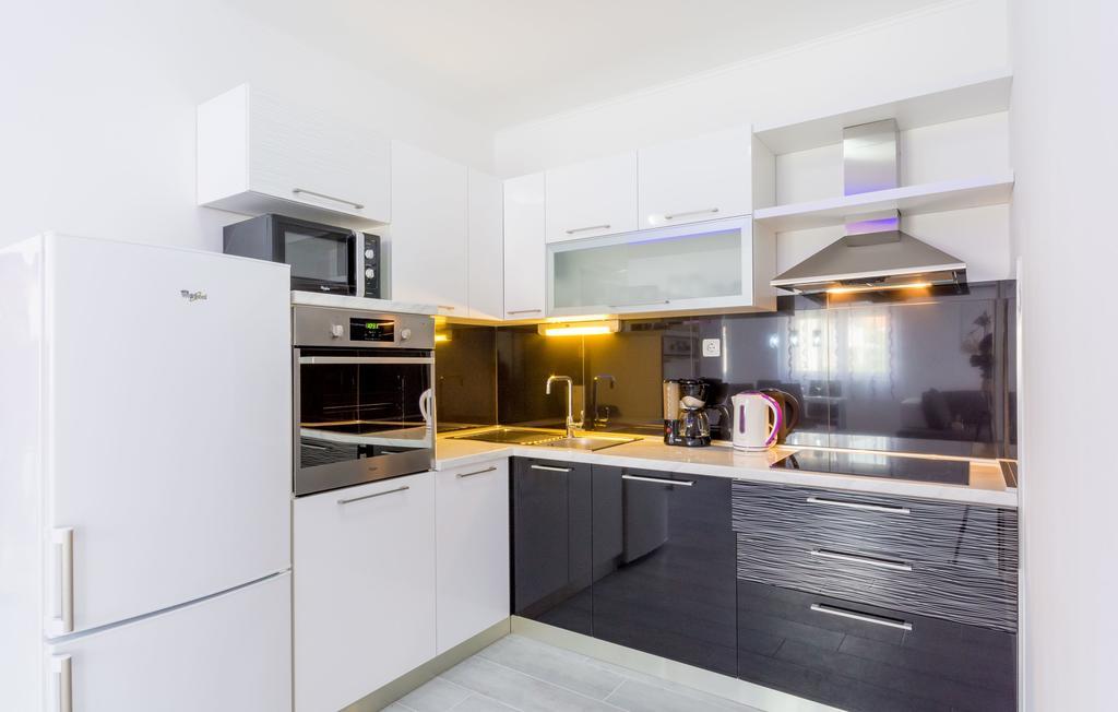 Villa Apartments Kordic Kastela Phòng bức ảnh