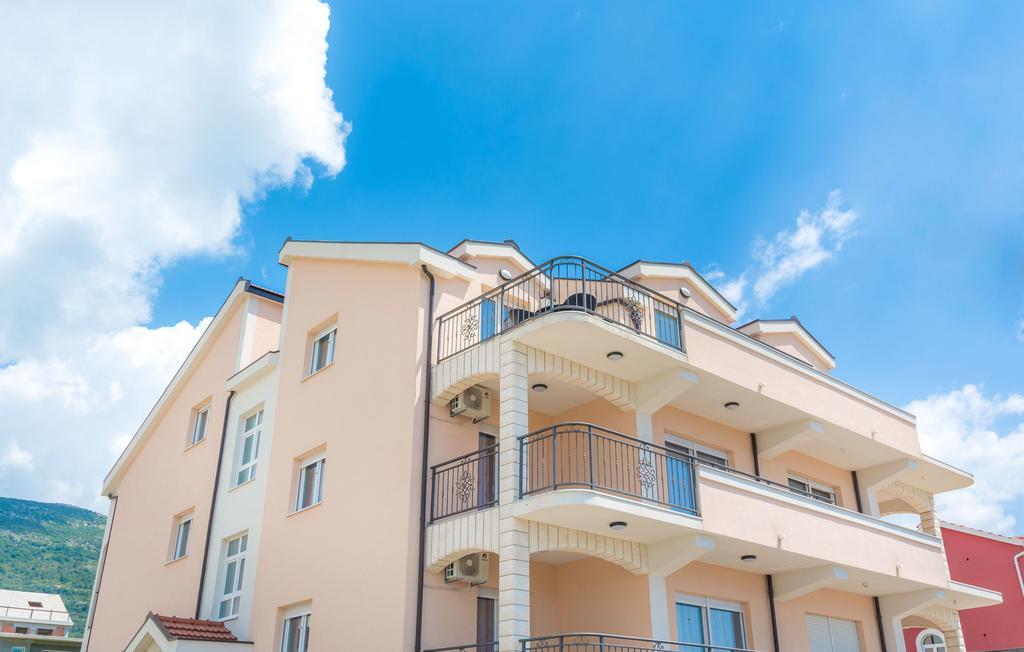 Villa Apartments Kordic Kastela Ngoại thất bức ảnh