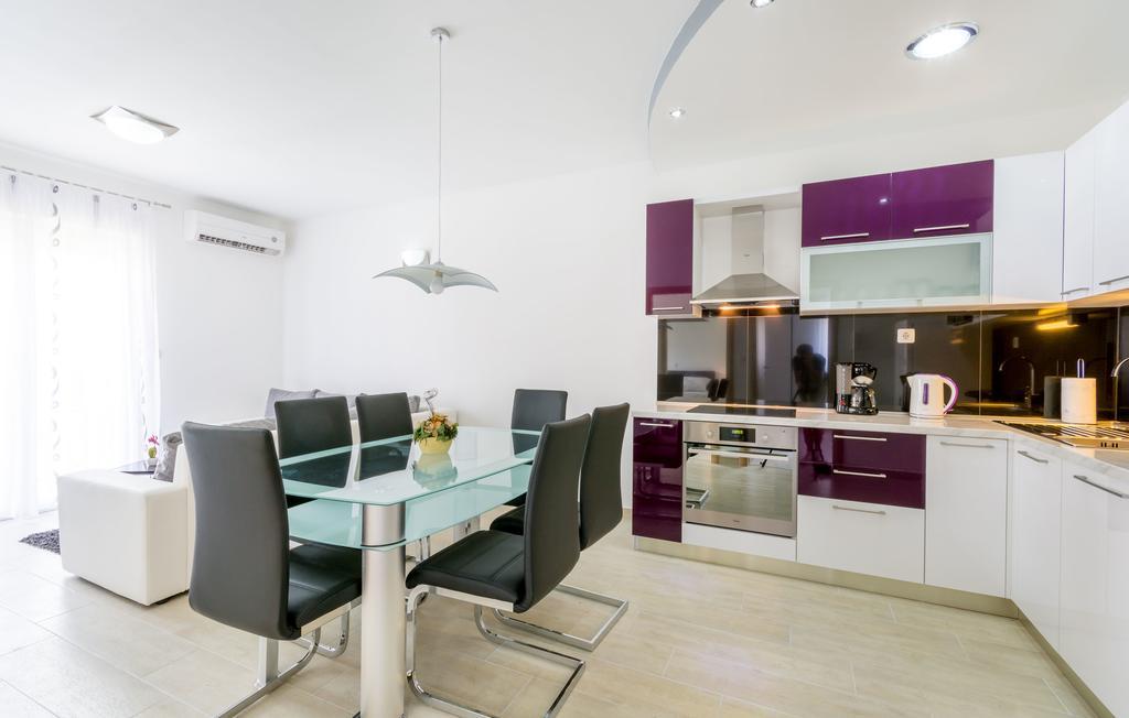 Villa Apartments Kordic Kastela Phòng bức ảnh