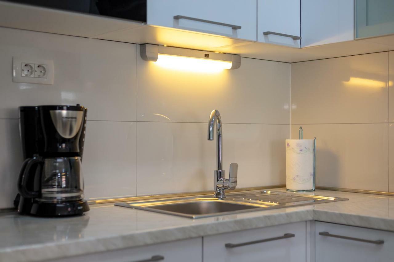 Villa Apartments Kordic Kastela Ngoại thất bức ảnh