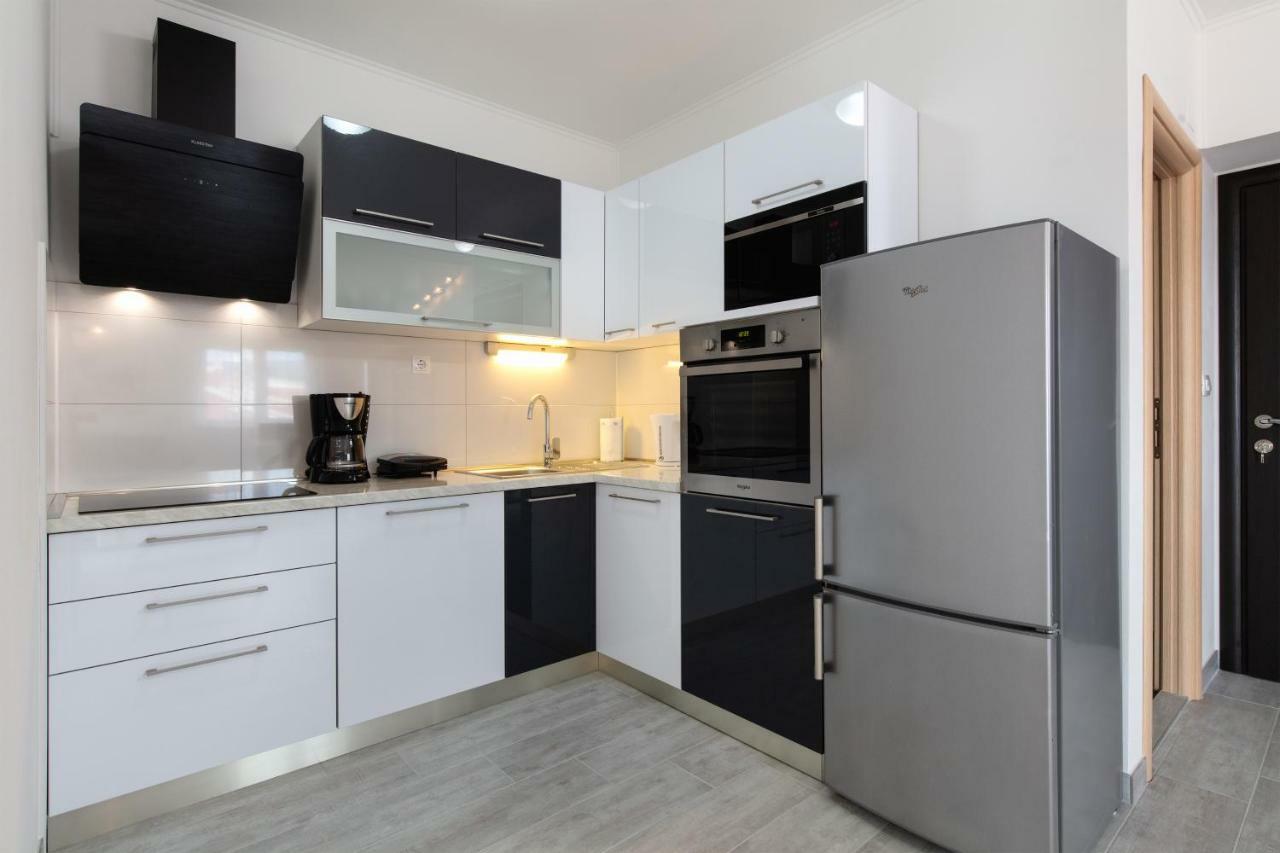 Villa Apartments Kordic Kastela Ngoại thất bức ảnh