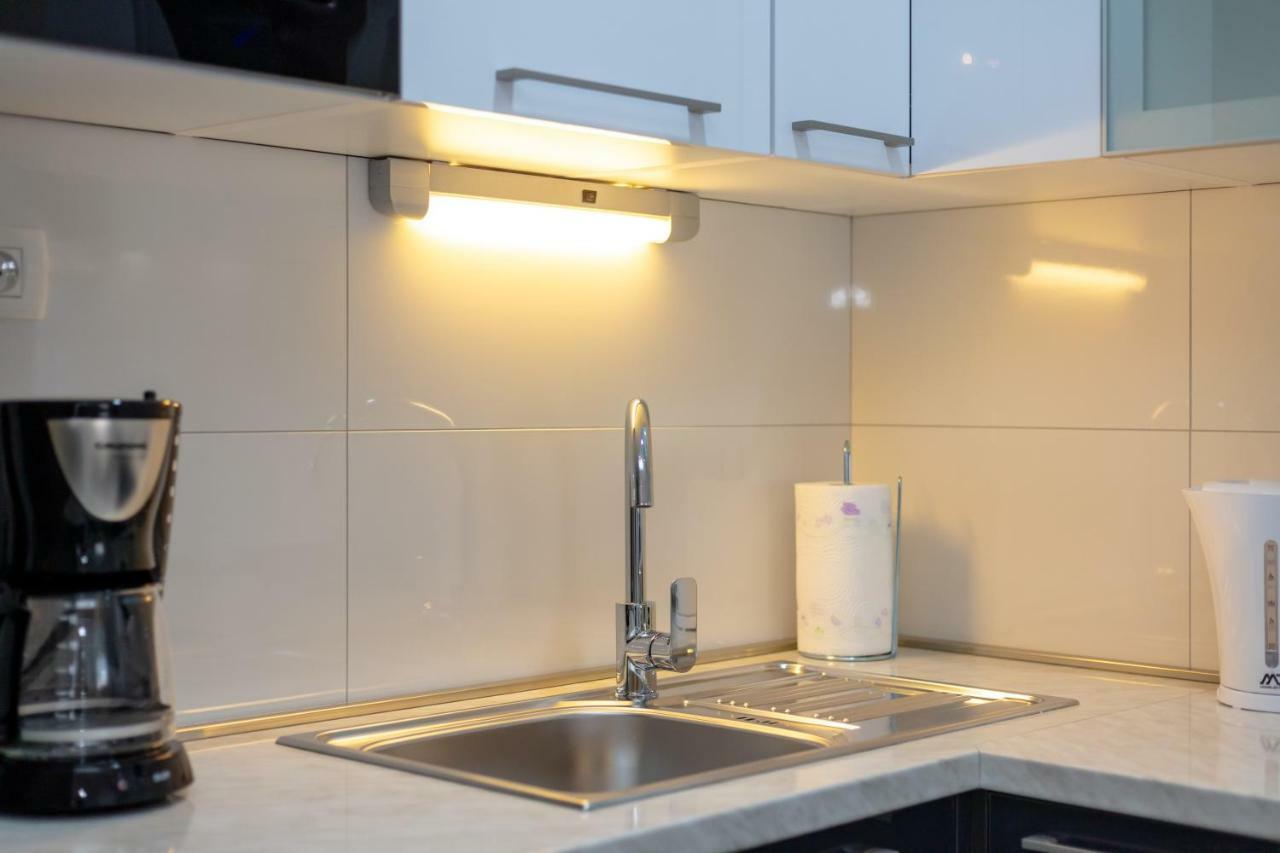 Villa Apartments Kordic Kastela Ngoại thất bức ảnh